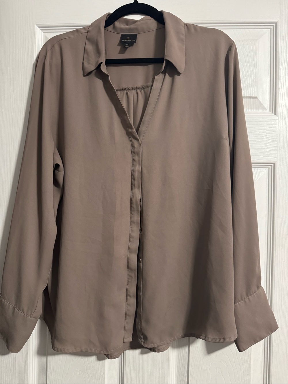 Worthington Taupe Gray Long Sleeve Button-Down Blouse